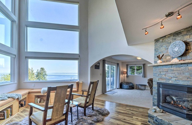Bright Sequim Duplex w/ Views of Waterway!