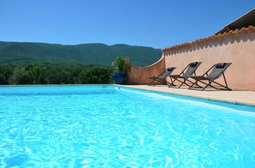 Bright Villa In The Heart Of Luberon