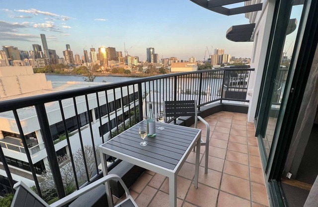 Brisbane Top Floor /River Views Near Suncorp Stadium