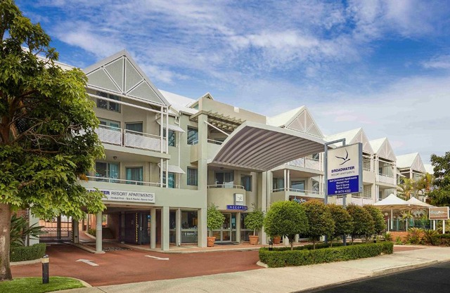 Broadwater Resort Como
