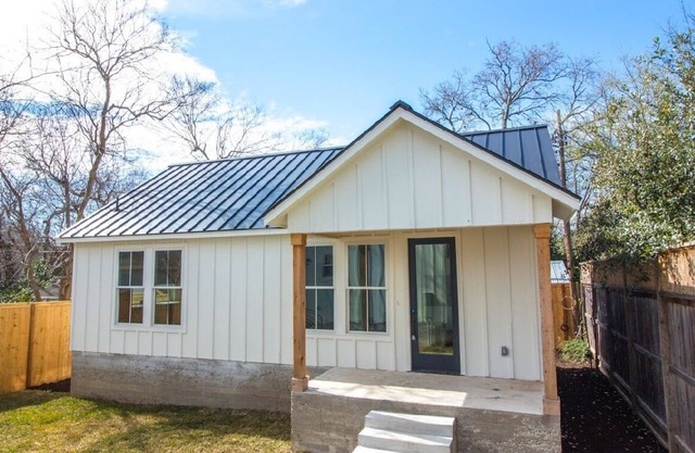 Brykerwoods Farmhouse