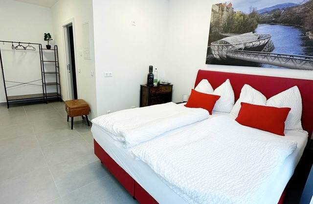 Budget 5 - Double Bed without Kitchen