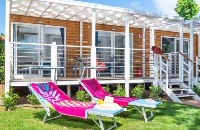 Bungalow Charme by Interhome