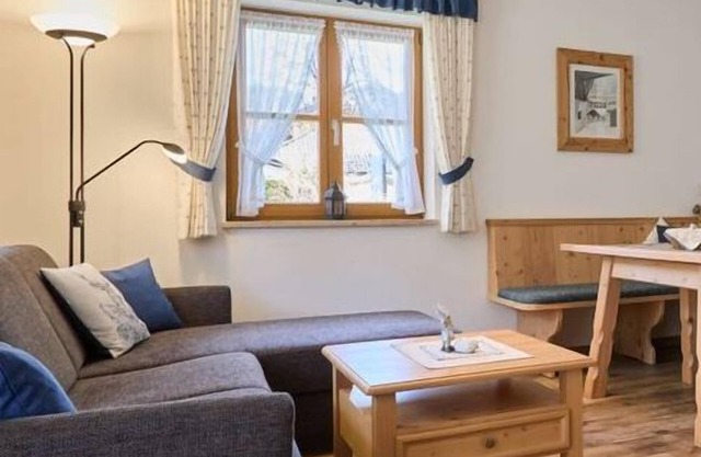 Burgberg, vacation apartment - apartment/2 bedrooms/shower, WC