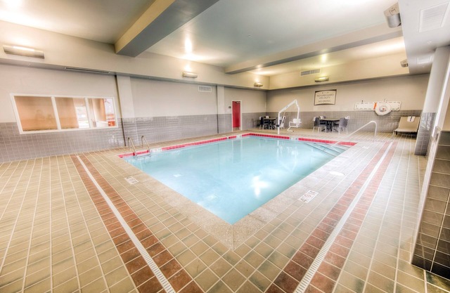 Business Center + Indoor Pool + Fitness Center | Only 1 Mile to OSU!