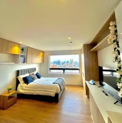 Business Suite near to US Embassy and Corferias By TSI Property Management, free parking