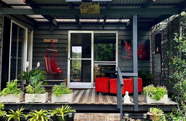 BYRON BAY HINTERLAND "Robyn's Nest" at the "Mists of Avalon"