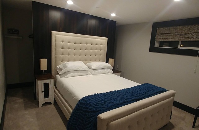 BYU AND UVU , CLEAN, QUIET, GREAT FOR COUPLES