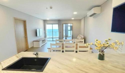 Căn hộ du lịch 2 phòng ngủ Aria Vũng Tàu Hotel & Villa Resort, Hồ bơi và bãi tắm riêng miễn phí, 30m ra biển