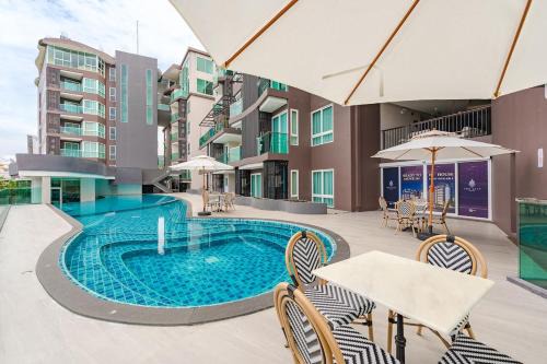 C220 Modern 1BR Pool, Gym, Game Room Cinema