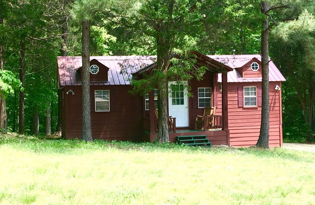 Cabin # 2, Kentucky Lake, Bass Fishing, Camden, Tn, (Nashville 1, Memphis 1.5)