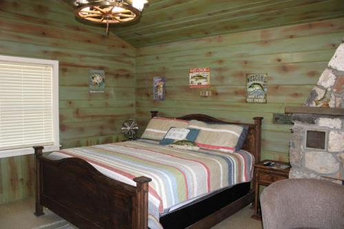 Cabin Four On Stony Point