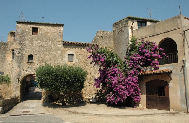 Cal Secretari, 17th century rural house in Vilaür, 15km from Costa Brava beaches