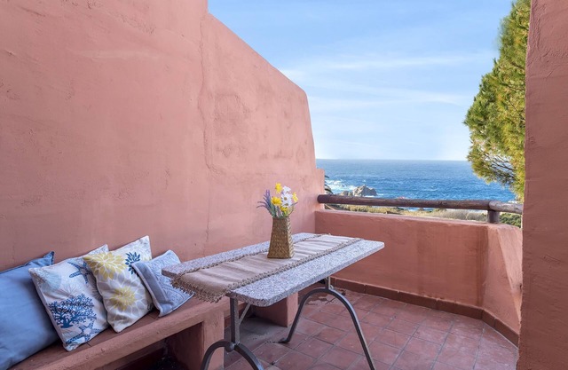Cala Rossa 1505 by Interhome