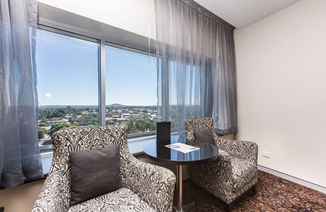 Calamvale Suites and Conference Centre