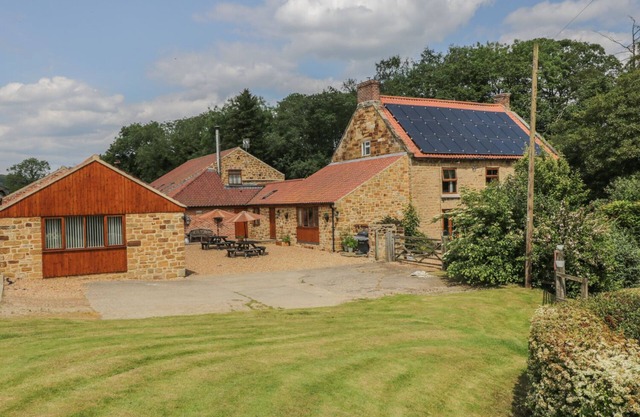 CALF HOUSE, family friendly, with a garden in Thirsk