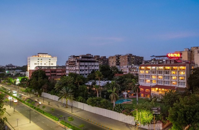 Cama Hotel