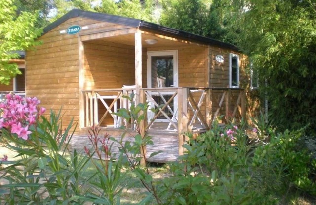 Camping 3 étoiles - Parc aquatique - ccbbhc0