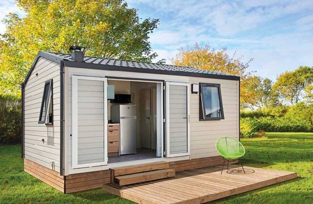 Camping 3 étoiles - Piscine - ccbbbeg