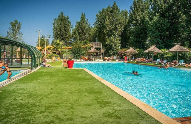 Camping 4 étoiles - Parc aquatique - eeiagh