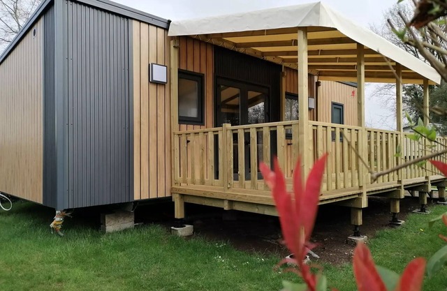 Camping Entre Terre et Mer * - Mobil home Privilege (2 bedrooms) 4 people