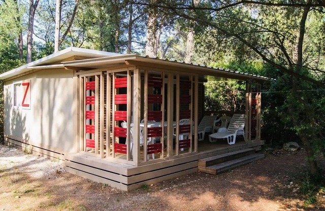 Camping Le Beau Vézé* - VEGA 3 room chalet 5/7 people