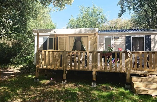 Camping Le Sous Bois * - Mobile home Trigano 4 rooms 6 people Air-conditioned