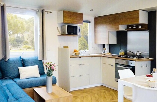 Camping Les Viviers**** - Mobile Home 3 Rooms 4/6 People Air Conditioned