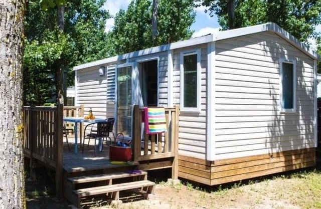 Camping - Piscine - ccageg0