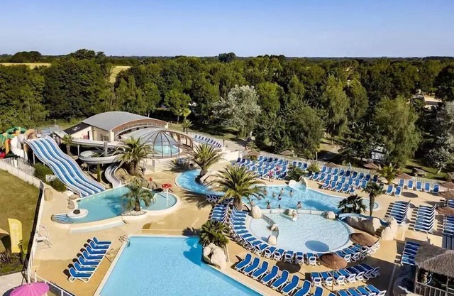 Campsite les Deux Fontaines* - Cottage Privilege TV LV 4 rooms 6 people