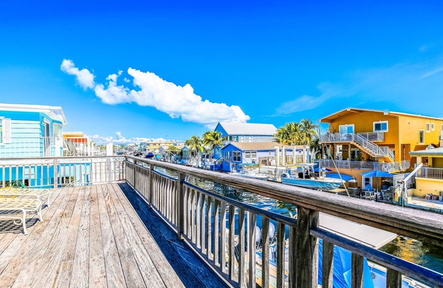Canal-front home with WiFi, parking, and easy access to open water