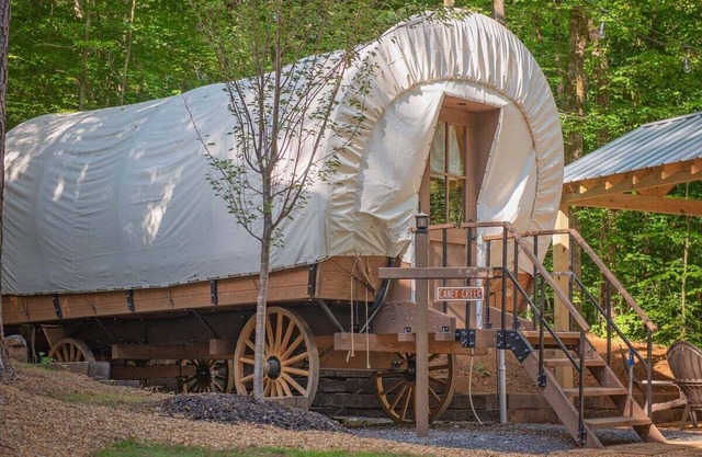 Caney Creek | Luxury Covered Wagon Glamping