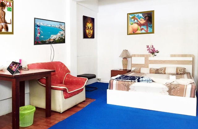 Canterbury Tales Guesthouse 7A