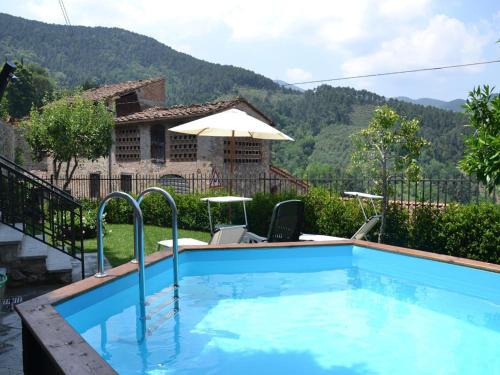 Capannori Stylish Townhouse