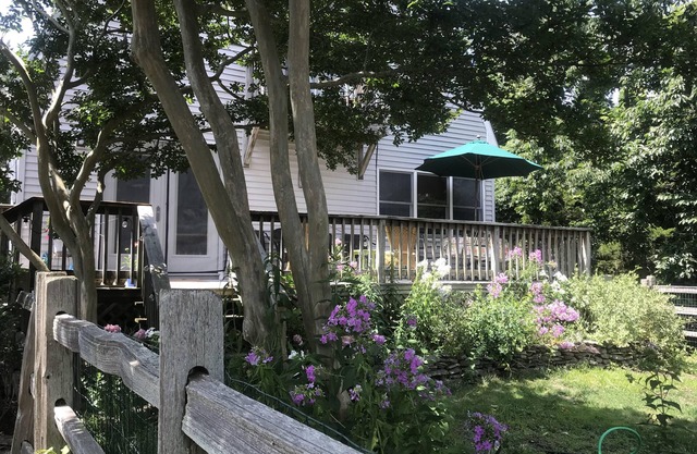 Cape May Point: spacious home. Walk to beach. Many extra amenities provided.