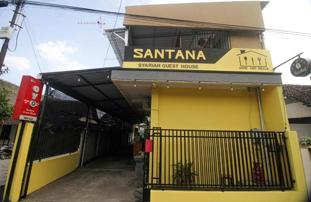 Capital O 2258 Santana Syariah Guest House