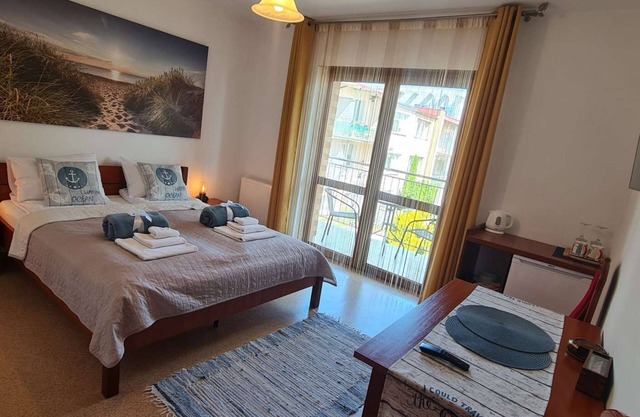Captain's Villa * Double Room with Private Bathroom and Balcony