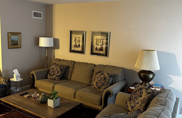 Carlsbad Hideaway. Pool, Spa, BBQ. Walking to restaurants/shops