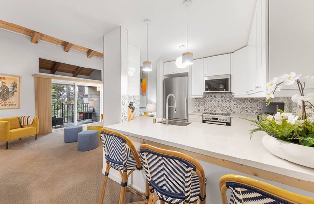 Carnelian Woods 59 - Pet Friendly, HOA Hot Tub, Pool