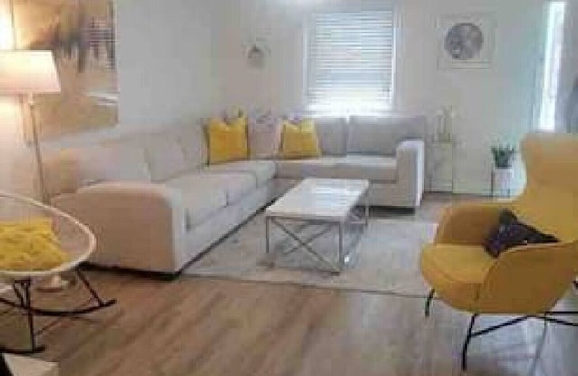 Cary Retreat: 1 King Bed | 2 Queen Beds | Pool