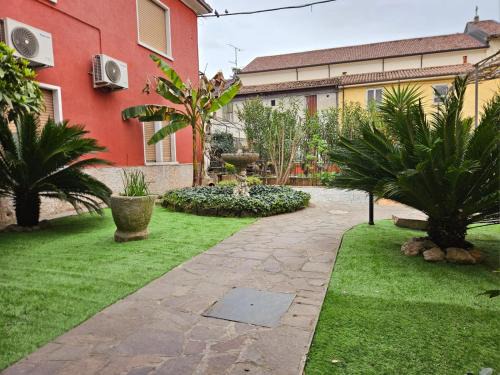 Casa a Verona - giardino e 3 posti auto in cortile