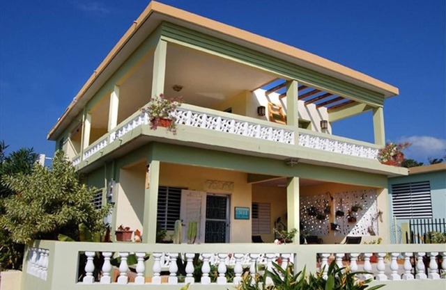 Casa Almendro Caribbean Views, Walk to Esperanza, Vieques Restaurants & Beaches!