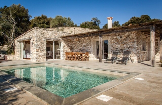 Casa Aurelia, mansion on Bonifacio.
