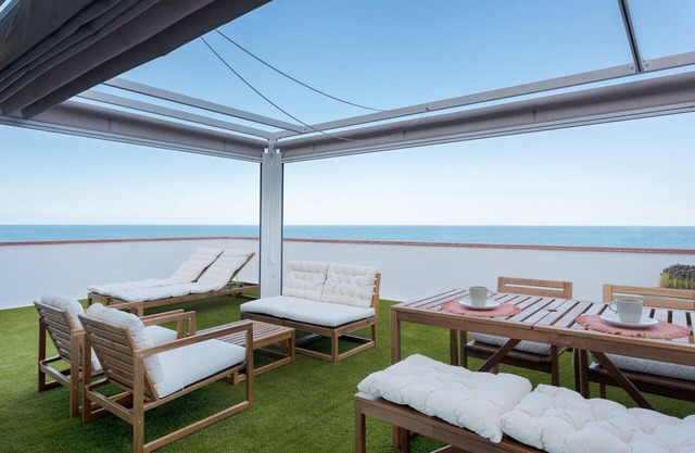 Casa Checha: Charming Penthouse with Breathtaking Views