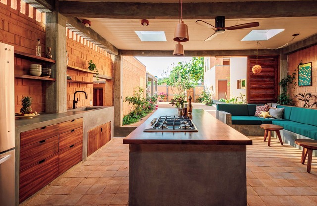 Casa Coyote; 6 bedroom villa with pool & ocean view