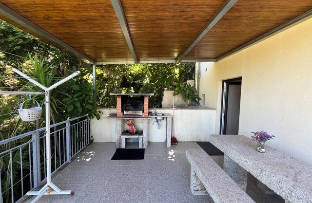 Casa de Casarelhos - T2 - Wifi - River and mountain views - Serra do Gerês