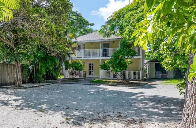 Casa Del Rio 1826 4 Bed 2 Bath I by HostyMosty