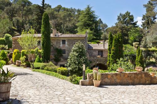 CASA EL MOLI DE CAN BURJATS con piscina y chimenea