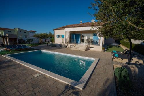 Casa Kamber with pool
