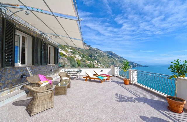 Casa La Ulivella - Large Terrace Overlooking the sea